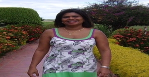 Claraluize 56 anos Sou de Salvador/Bahia, Procuro Encontros Amizade com Homem
